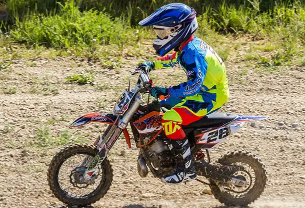 Best Dirt Bikes for 10 11 12-Year-Old Kids - Dirt Bike It