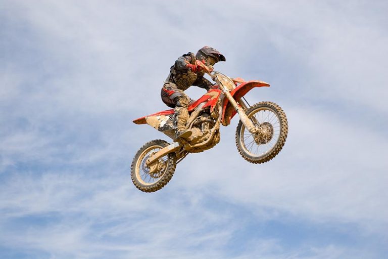 Dirt Bike Jumping Tips For Beginners In Easy Steps Dirt Bike It